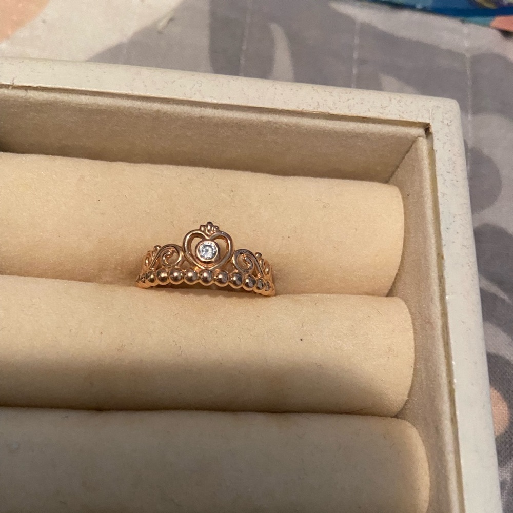 Pandora rose gold crown ring